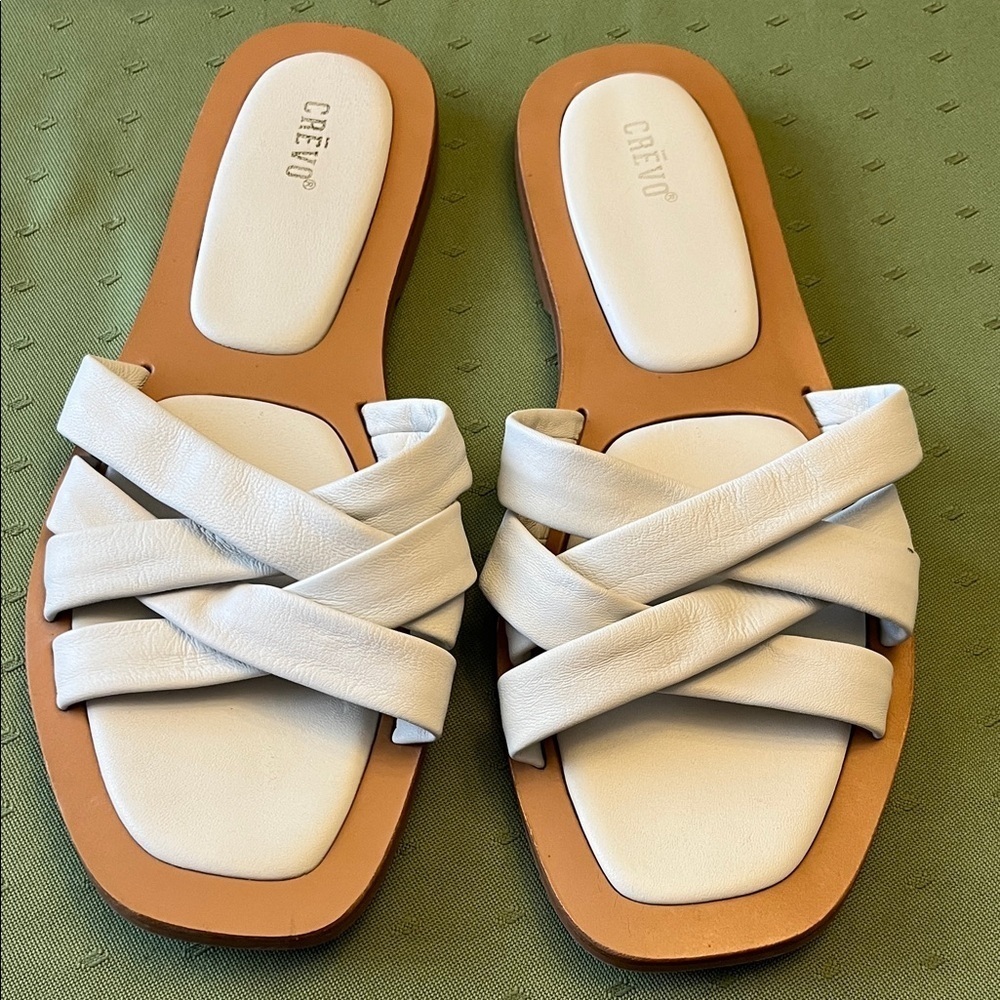 Crevo Women's Cream Cross-Strap Sandals size 8.5